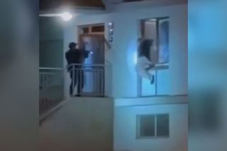 Zastřelil muže skákajícího z okna, za to si policista vyslechl obvinění - Novinky